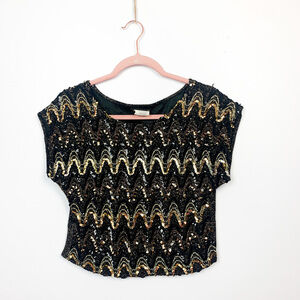 Smart Set Sparkly Sequin Covered Black & Gold Short Sleeve